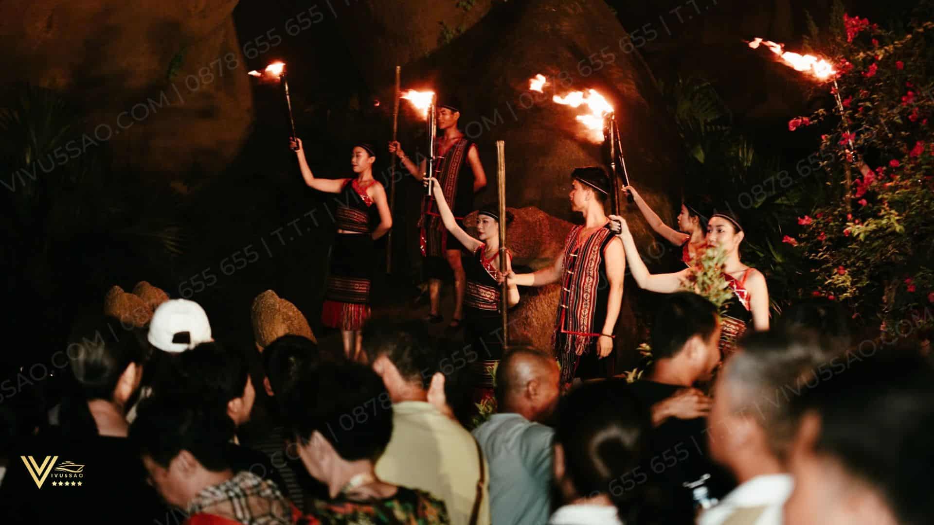 Trải Nghiệm Văn Hoá Đặc Sắc Tại Kingkong Park – Show Diễn Thực Cảnh “Âm Vang Đại Ngàn”