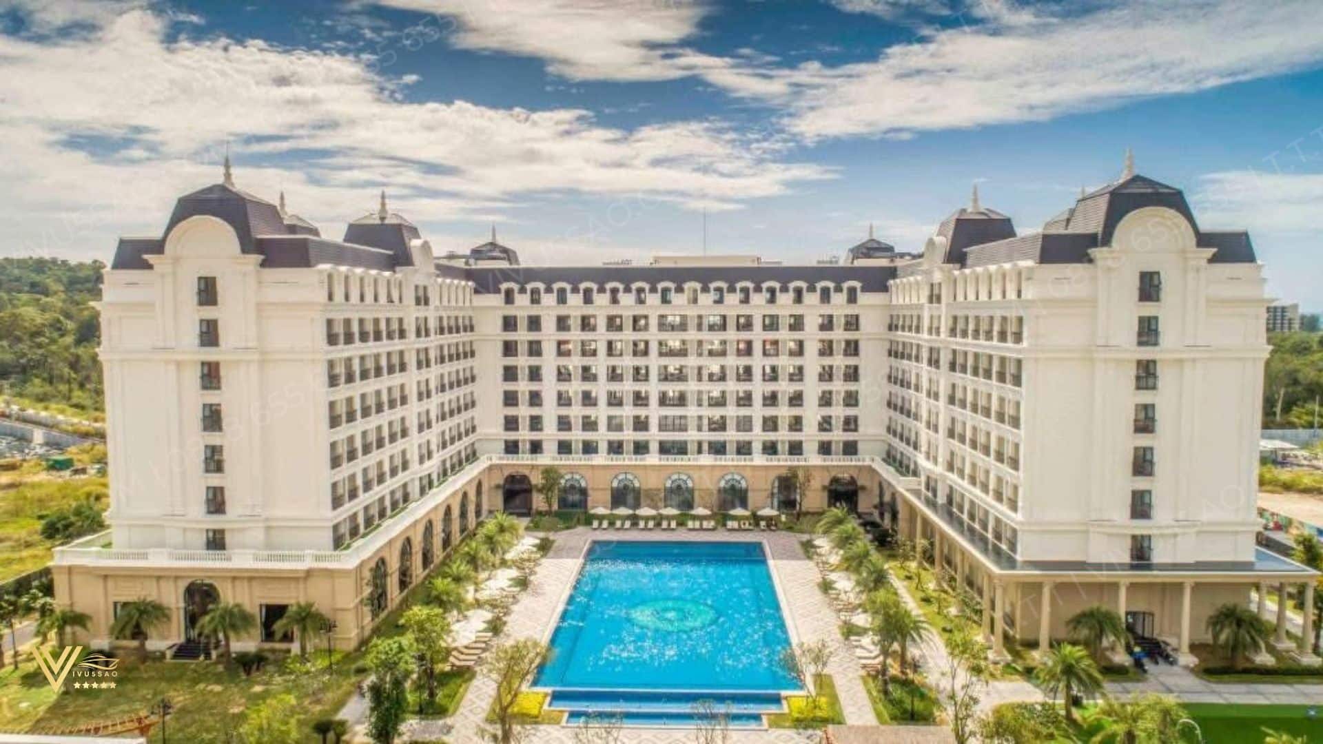 Review Vinholidays Fiesta Phú Quốc 2025