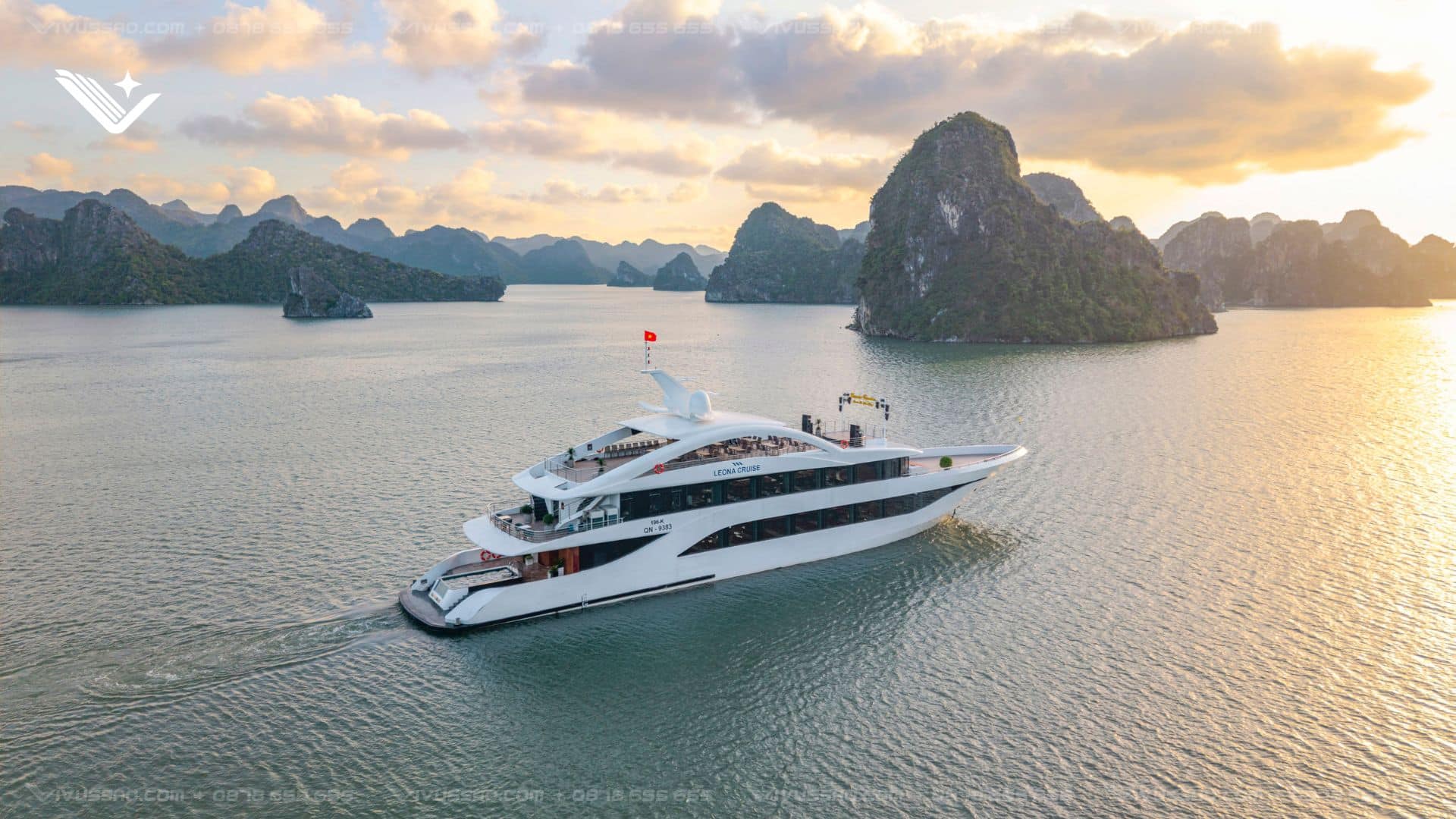 Leona Cruise Hạ Long 2026 - Giá Tour, Review, Lịch Trình và Ưu Đãi Mới Nhất Review Leona Cruise Hạ Long 2026: Giá Tour, Lịch Trình & Trải Nghiệm Đáng Thử