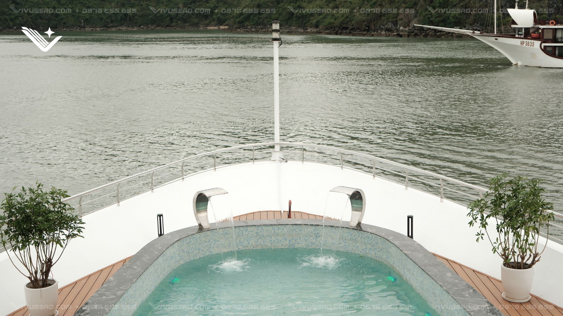 Review Halora Nova Cruise 2026 | Du Thuyền 5 Sao Mới Nhất Vịnh Lan Hạ Halora Nova Cruise 2026 | Review Du Thuyền 5 Sao Mới Nhất Vịnh Lan Hạ