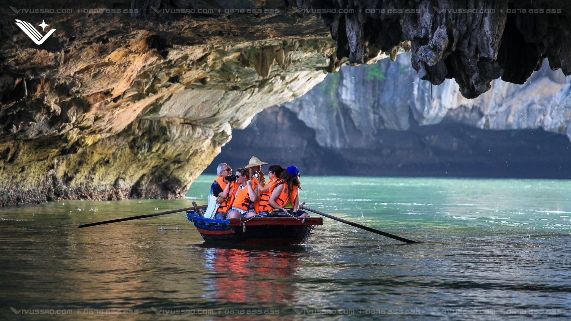 Review Du Thuyền Iris Cruise Hạ Long 2026: Lịch Trình & Bảng Giá Mới Nhất Review Iris Cruise Hạ Long 2026: Bảng Giá & Lịch Trình