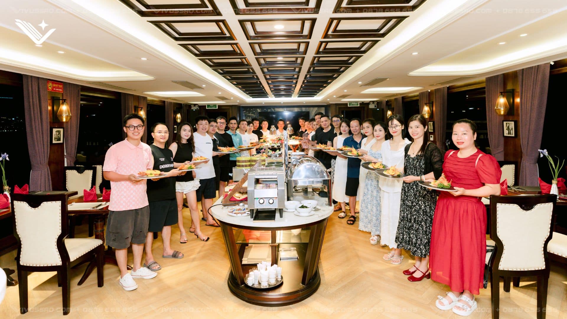 Review Du Thuyền Iris Cruise Hạ Long 2026: Lịch Trình & Bảng Giá Mới Nhất Review Du Thuyền Iris Cruise Hạ Long 2026: Lịch Trình & Bảng Giá Mới Nhất