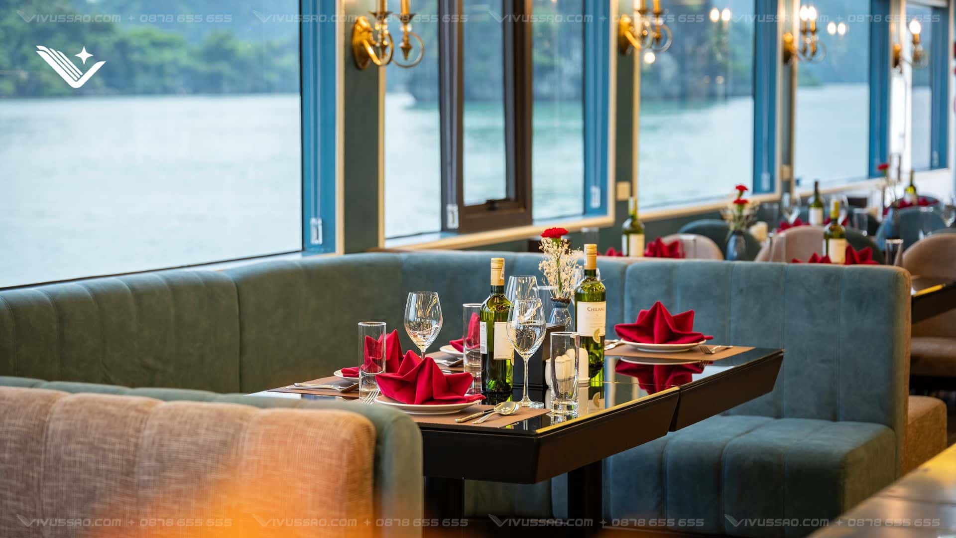 Review du thuyền Dragon Cruise Hạ Long 2026: Tour 4 giờ và dạ tiệc trên vịnh Review du thuyền Dragon Cruise Hạ Long 2026: Tour 4 giờ và dạ tiệc trên vịnh