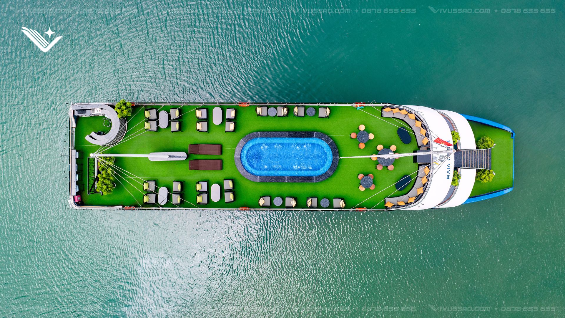 Review du thuyền Dragon Cruise Hạ Long 2026: Tour 4 giờ và dạ tiệc trên vịnh Review du thuyền Dragon Cruise Hạ Long 2026: Tour 4 giờ và dạ tiệc trên vịnh