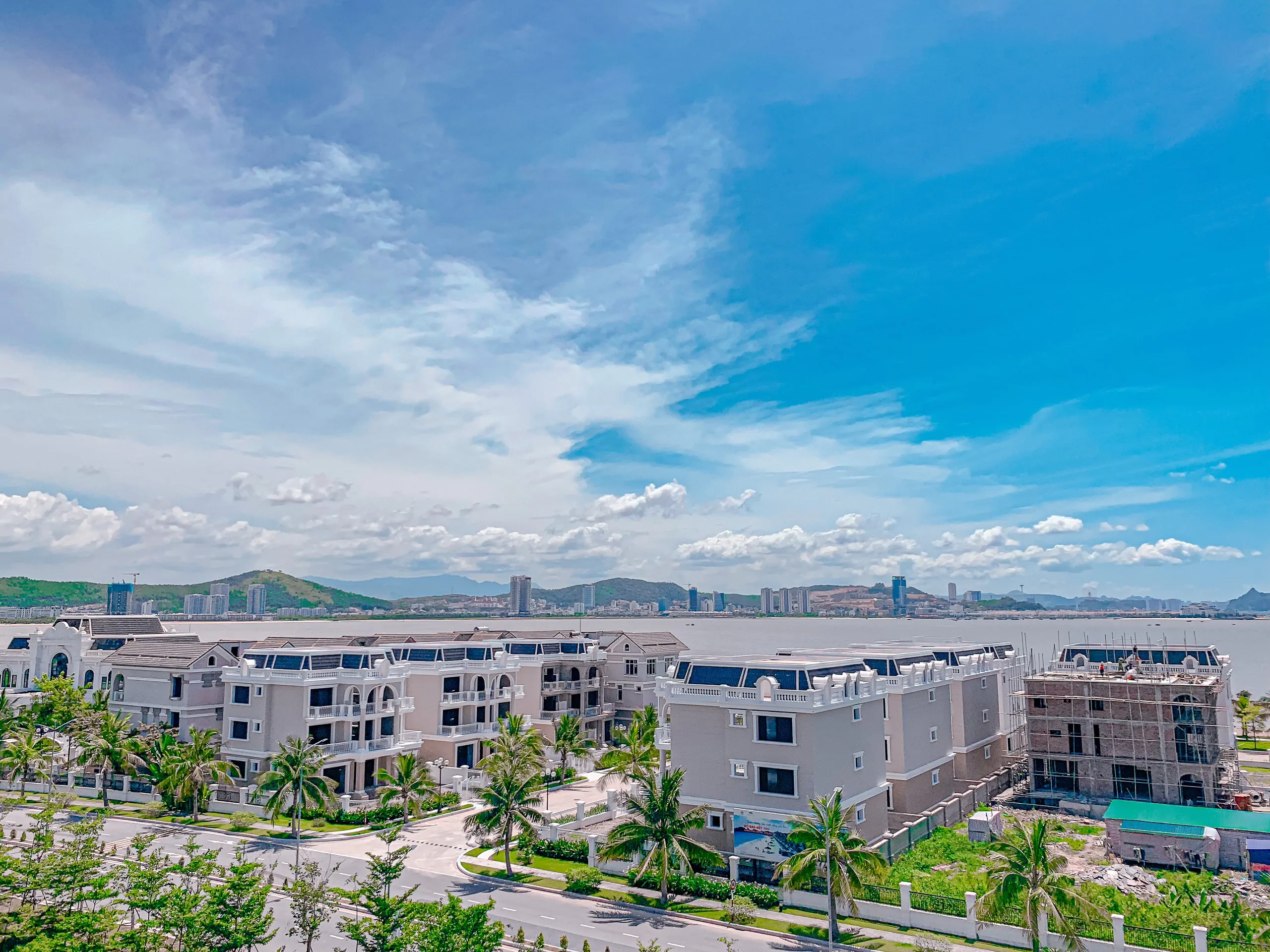 View Tuần Châu