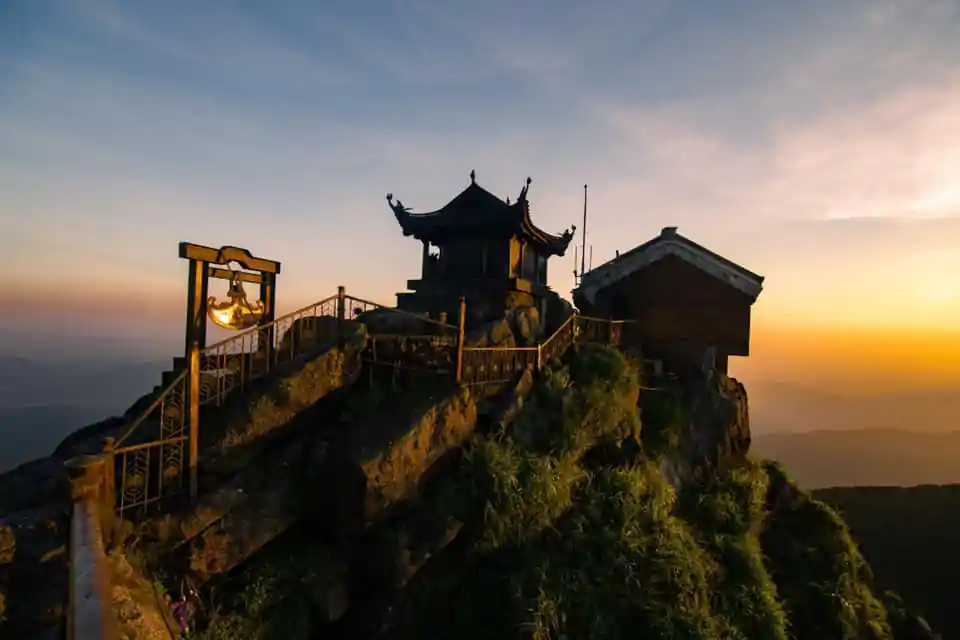 Top những địa điểm check-in đẹp nhất Uông Bí Quảng Ninh 2023 Top những địa điểm check-in đẹp nhất Uông Bí Quảng Ninh 2023