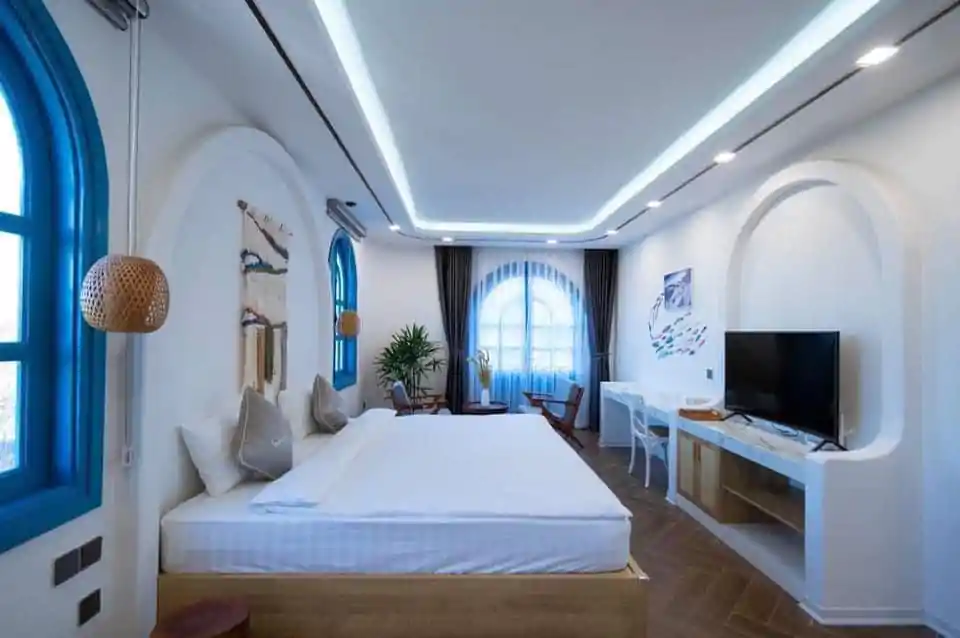 Đặt phòng Santorini Hạ Long Villas 2025 - Hy Lạp thu nhỏ tại Đảo Ngọc Tuần Châu Đặt phòng Santorini Hạ Long Villas | Du lịch nghỉ dưỡng trên đảo Tuần Châu | Vivu5sao
