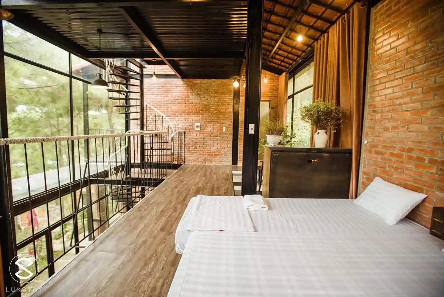 The Moonlight Villas Sóc Sơn – khu nghỉ dưỡng bí ẩn và lãng mạn tại Hà Nội 2023 The Moonlight Villas Sóc Sơn Hà Nội - Khu nghỉ dưỡng độc lạ ngay tại Hà Nội