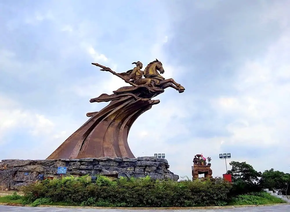 Khám phá Hồ Đồng Quan – “Hồ Tuyền Lâm thu nhỏ" tại Hà Nội 2023