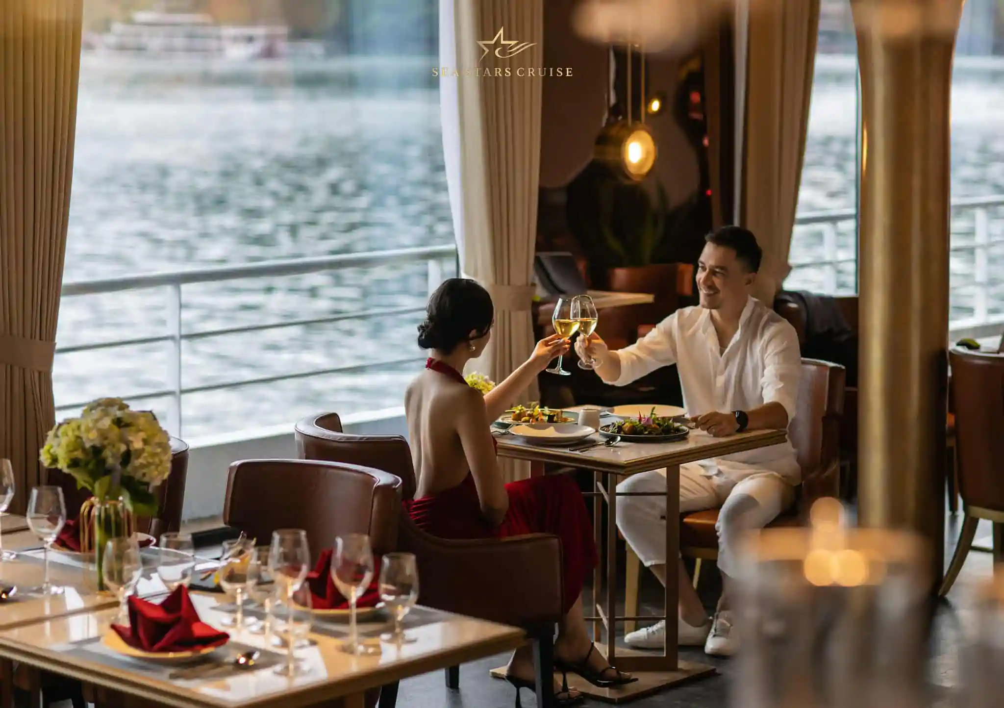 Chương trình giảm 20% giá phòng siêu du thuyền Sea Stars nhân dịp khai trương