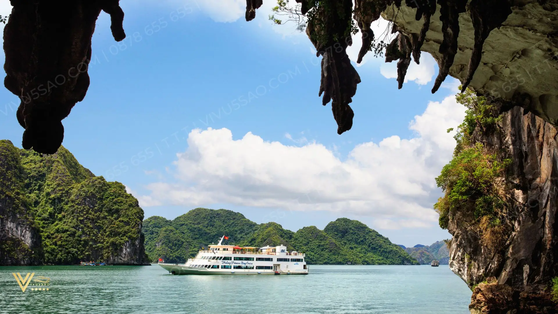 Review Du thuyền Halong Princess Day Cruise – Tour Tham Quan Vịnh Hạ Long Mới Nhất 2025