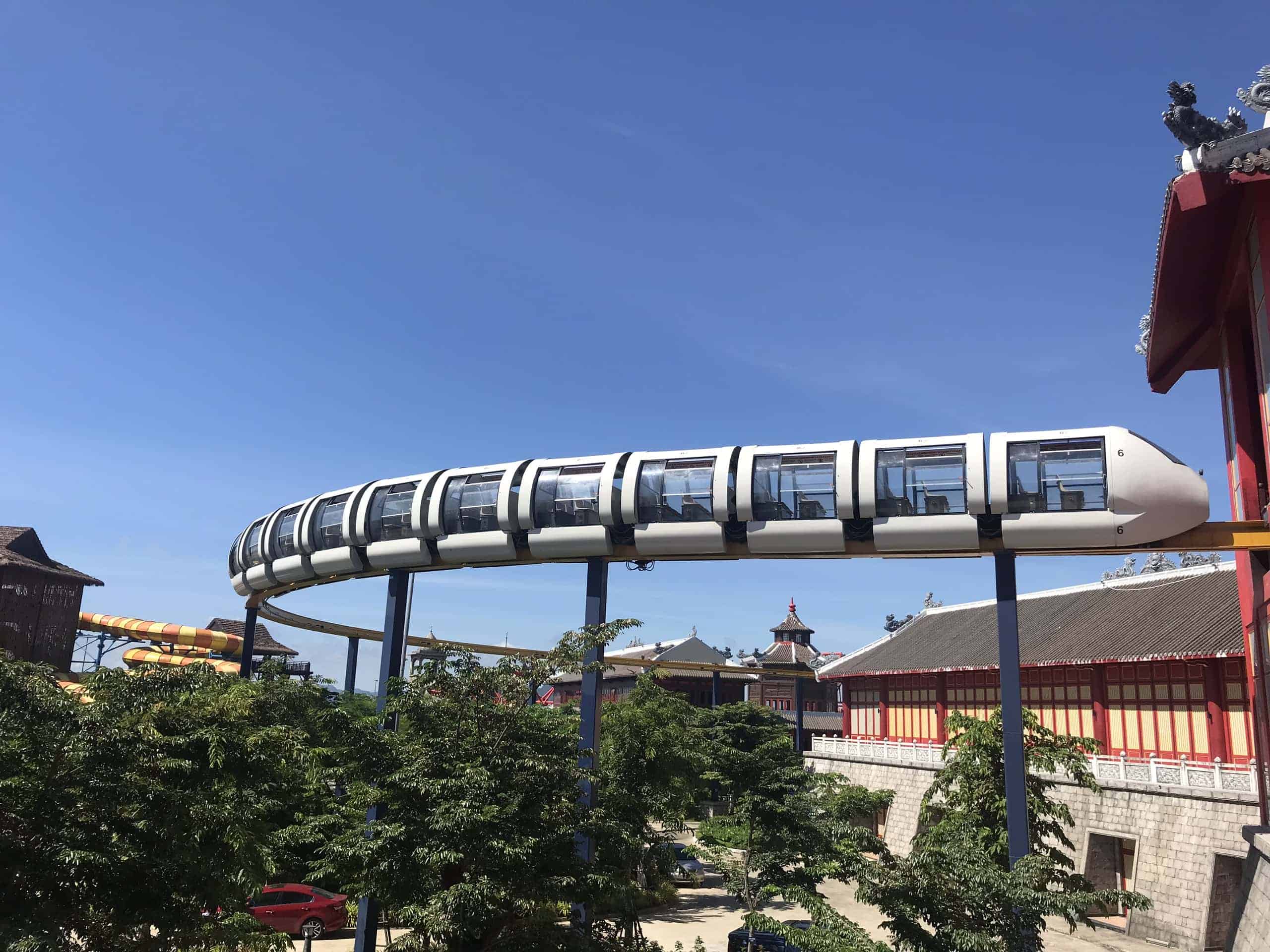 Tàu Monorail - Sunworld Hạ Long Complex