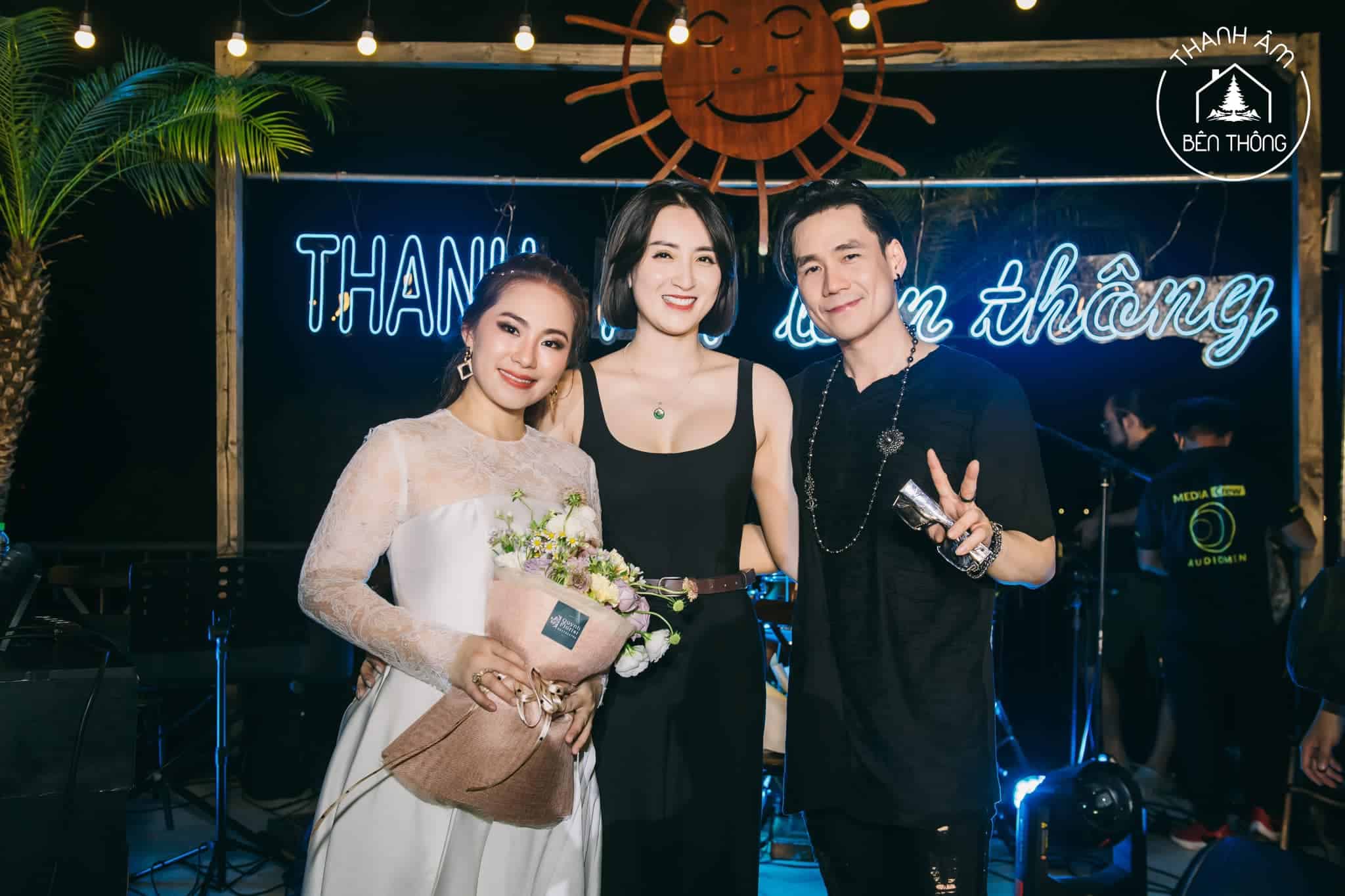 Minishow Phạm Đình Thái Ngân Và Phạm Lịch | Sân Khấu Đồi Mặt Trời - 23/09/2023 3 Minishow Phạm Đình Thái Ngân Và Phạm Lịch Sân Khấu Đồi Mặt Trời - 23092023
