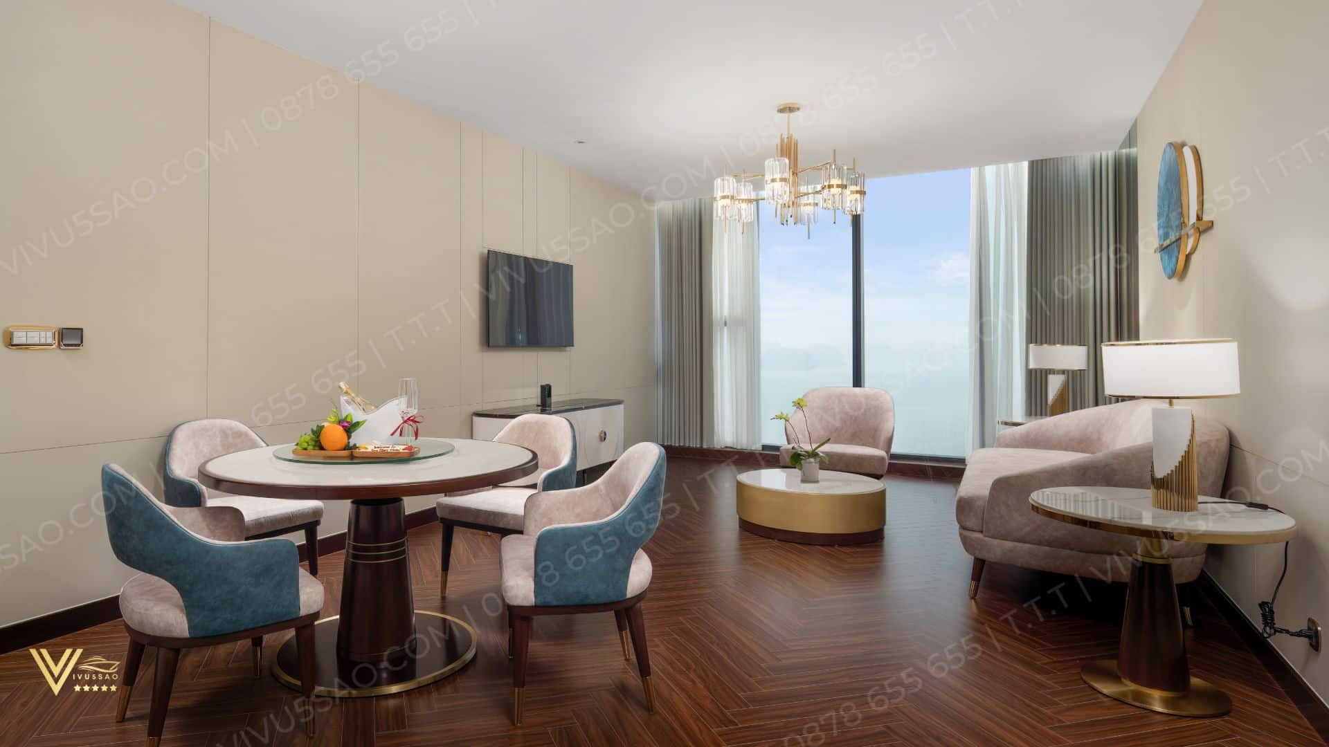 Review Khách Sạn Radisson Blu Hotel 2025 - Khách Sạn 5 Sao Gần Biển tại Hạ Long