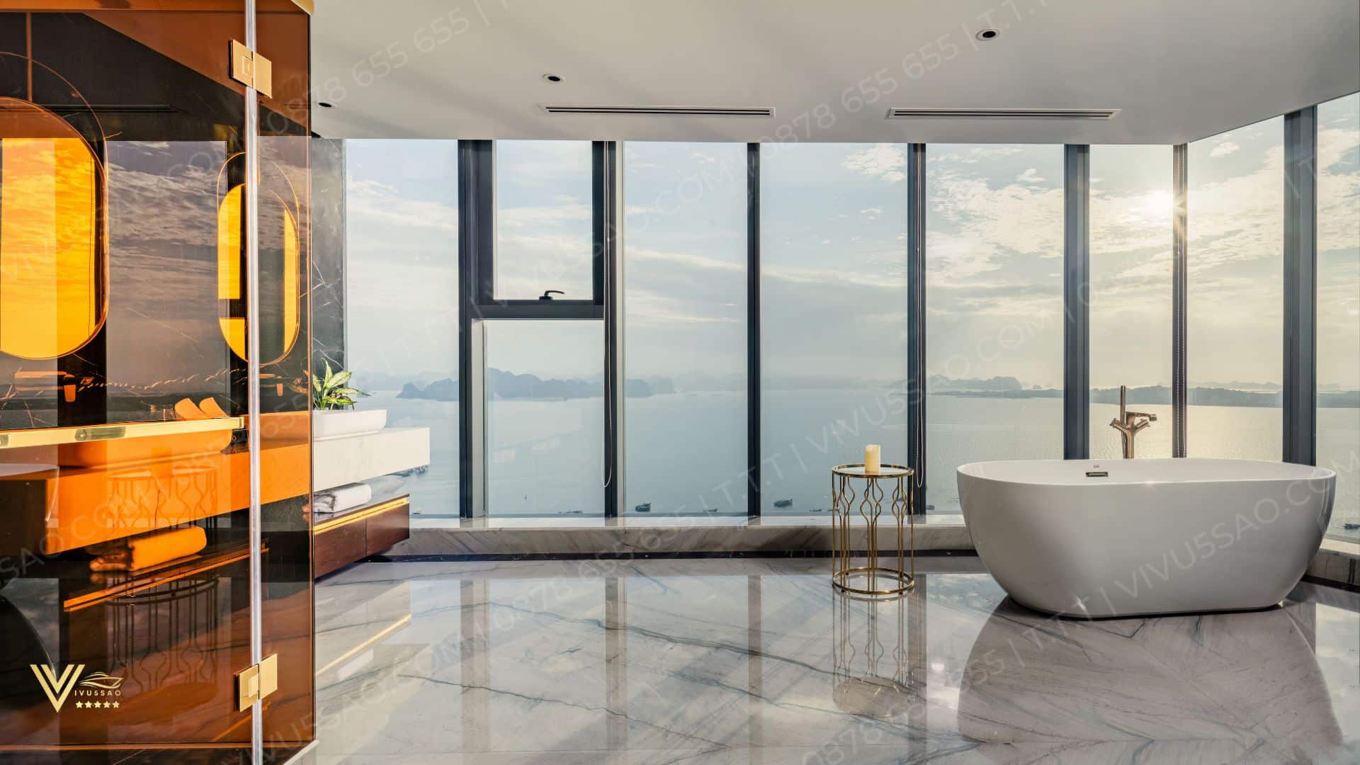 Review Khách Sạn Radisson Blu Hotel 2025 - Khách Sạn 5 Sao Gần Biển tại Hạ Long