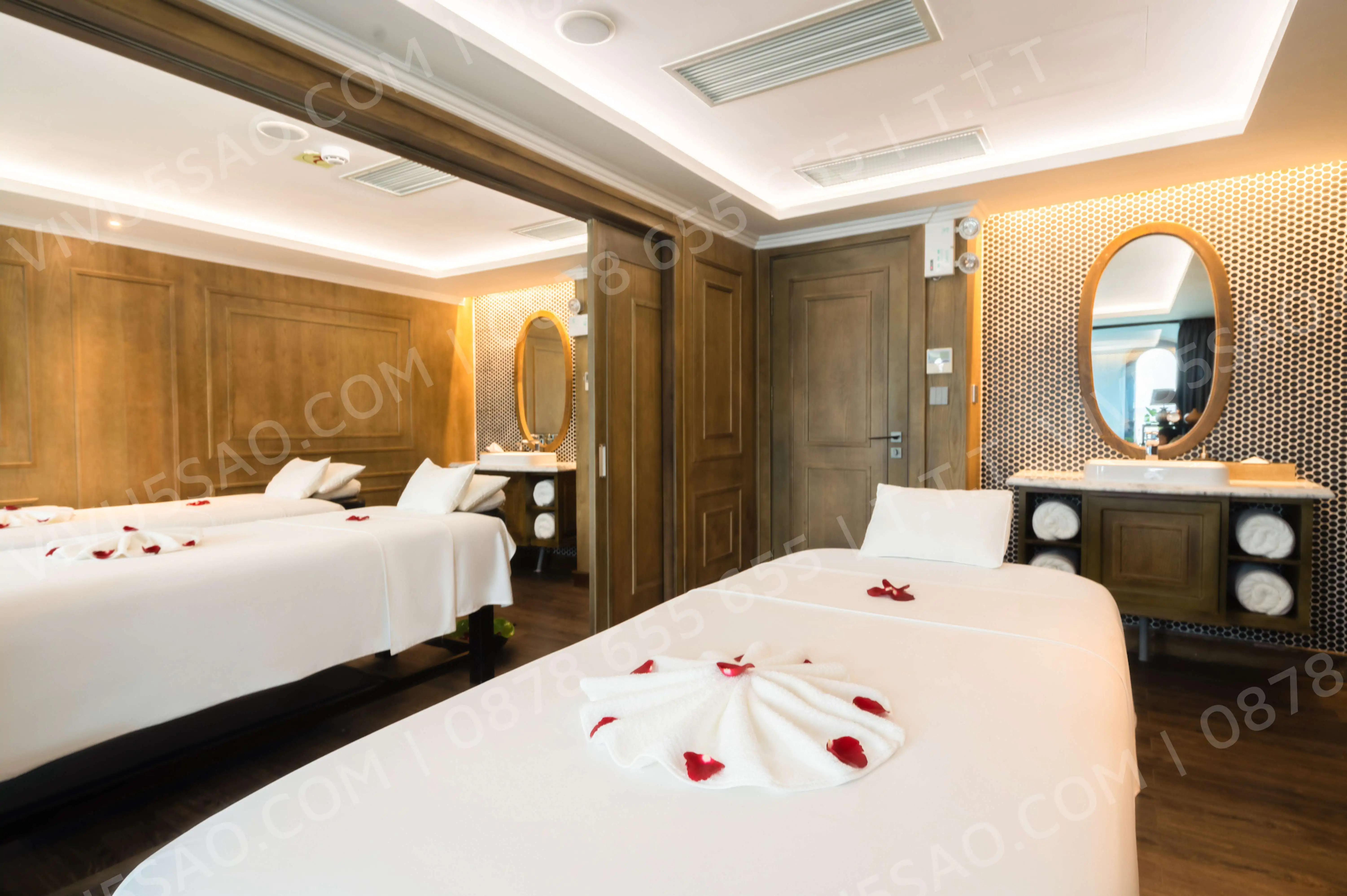 Ambassador-daily-cruise-2-vinh-ha-long
