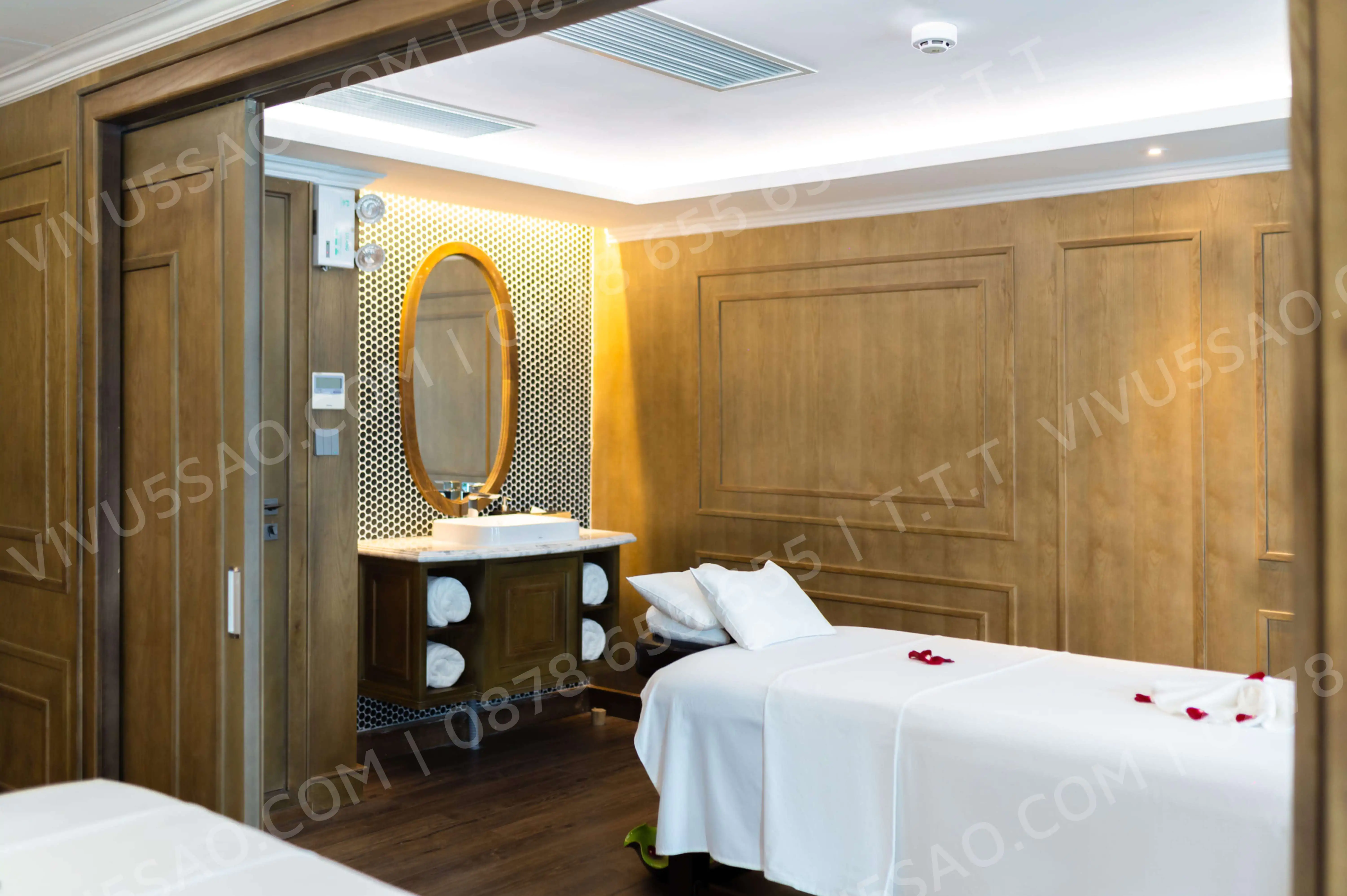 Ambassador-daily-cruise-2-vinh-ha-long
