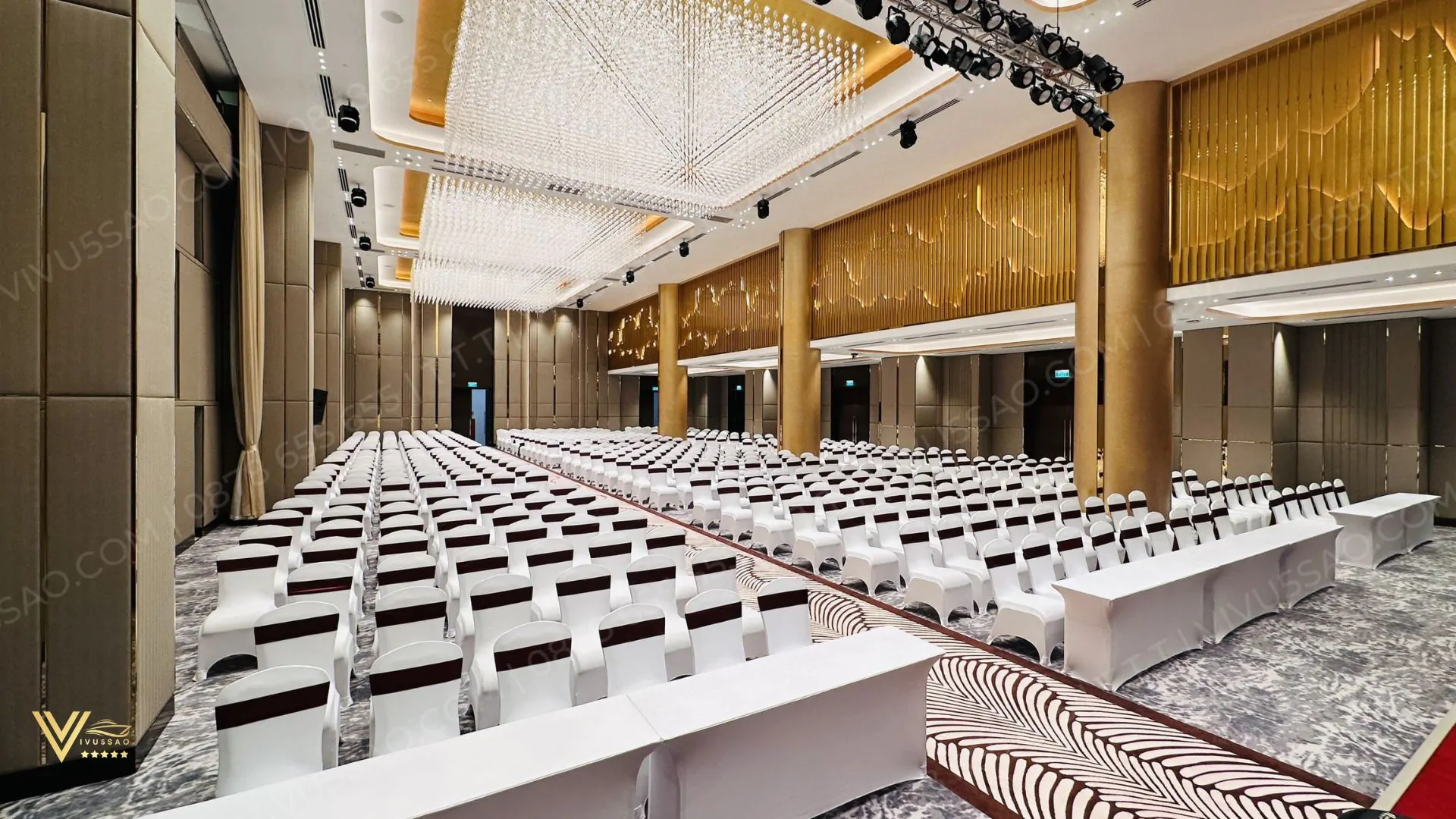 Review Khách Sạn Radisson Blu Hotel 2025 - Khách Sạn 5 Sao Gần Biển tại Hạ Long Review Khach San Radisson Blu Hotel 2025 Khach San 5 Sao Gan Bien tai Ha Long 2