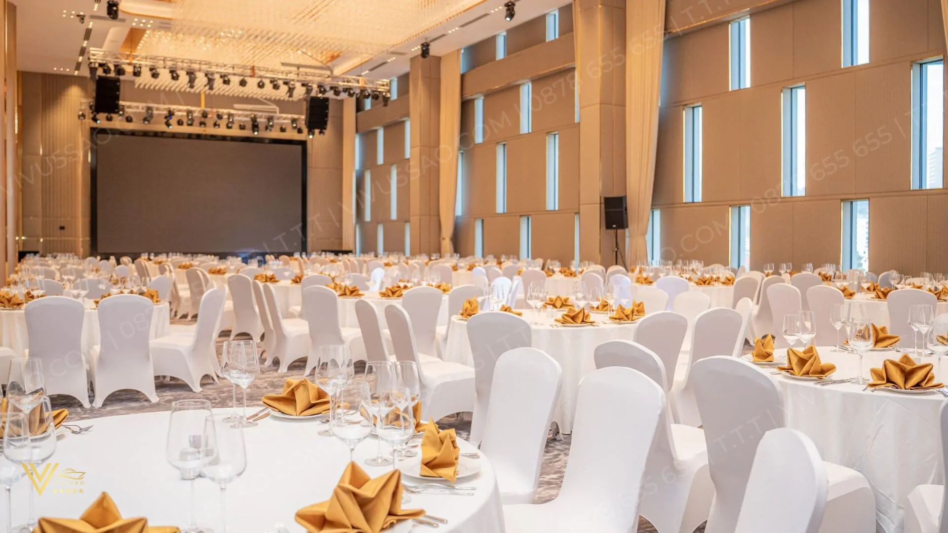 Review Khách Sạn Radisson Blu Hotel 2025 - Khách Sạn 5 Sao Gần Biển tại Hạ Long Review Khach San Radisson Blu Hotel 2025 Khach San 5 Sao Gan Bien tai Ha Long